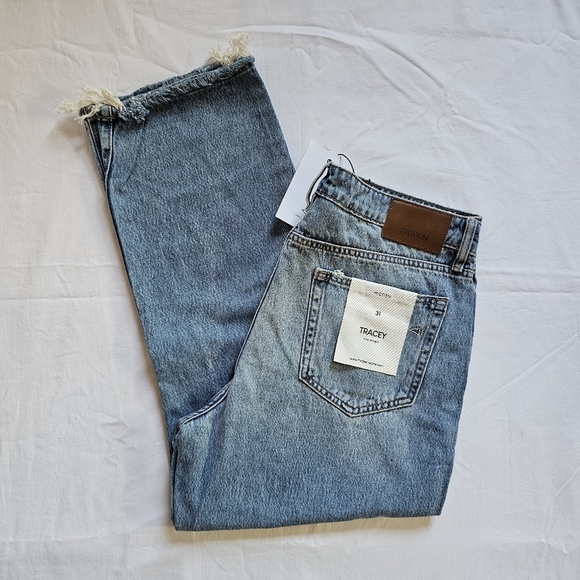 NWT Hidden Tracey Crop Straight Distressed Shabby Chic Jeans Size 31 - Picture 2 of 6